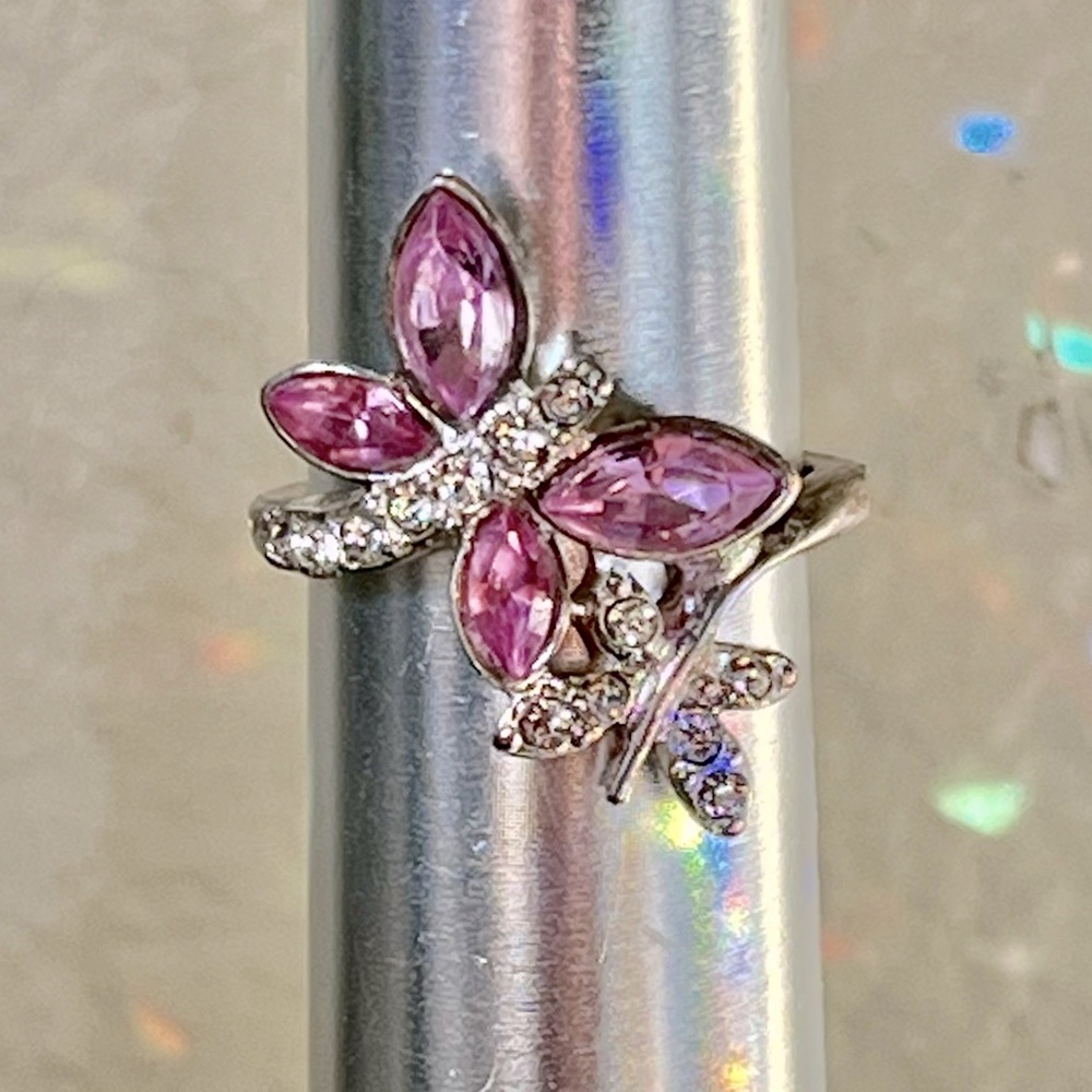 Avon dancing butterfly ring